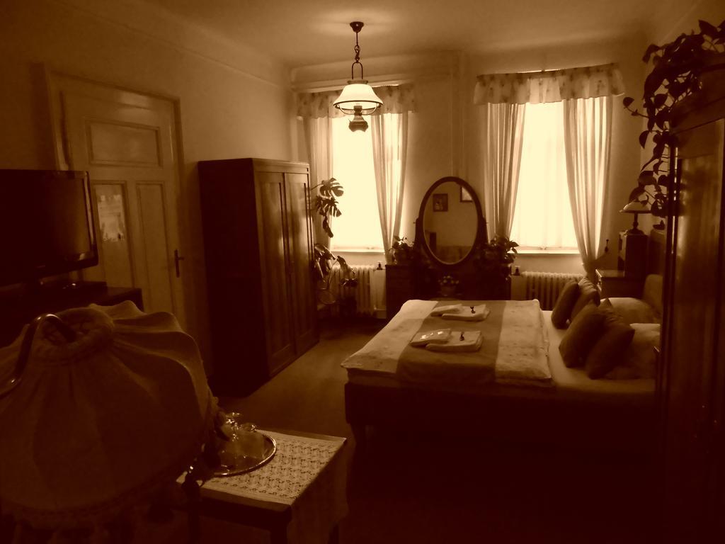 Hotel Excellent Kromeriz Bilik gambar