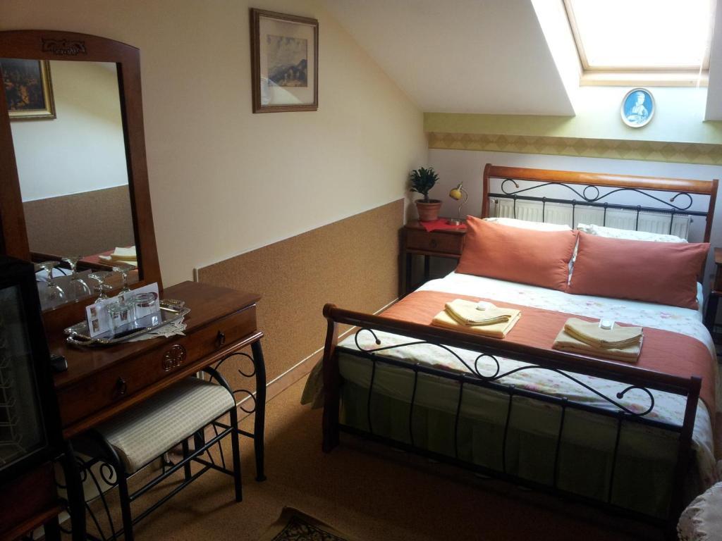 Hotel Excellent Kromeriz Luaran gambar