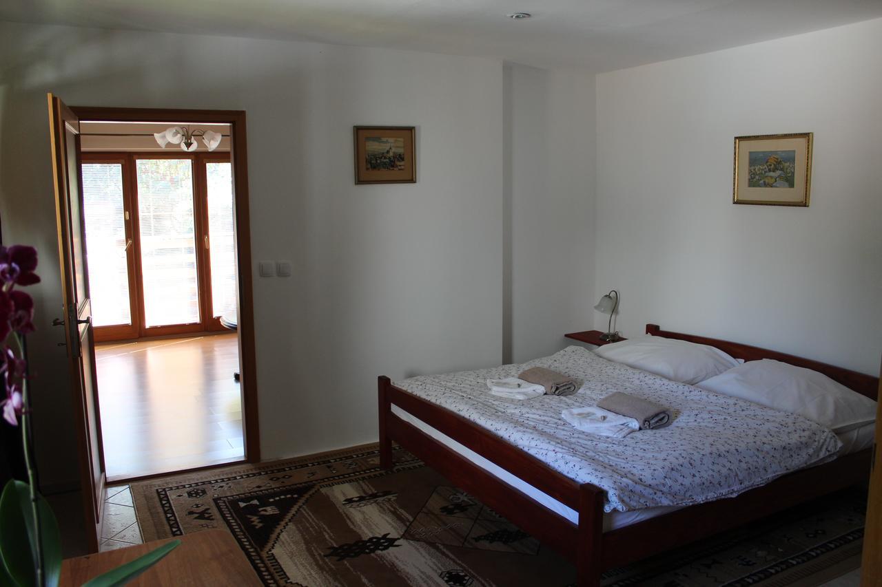 Hotel Excellent Kromeriz Luaran gambar